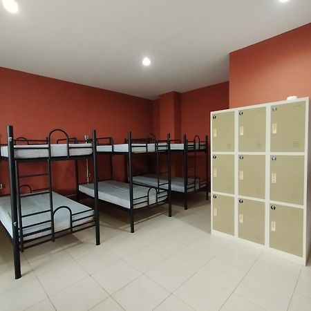 Footprints Xperience Hostel Mataram Exterior photo