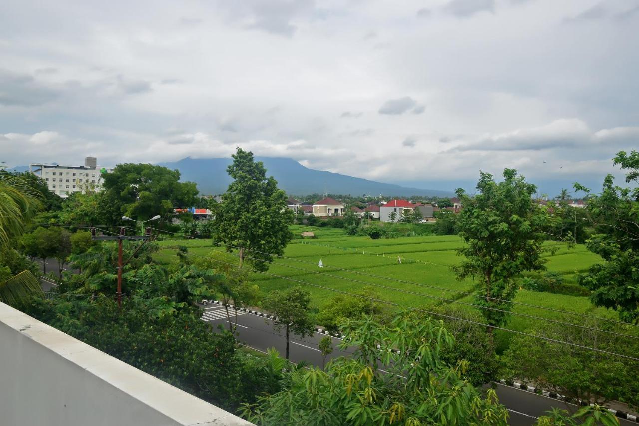 Footprints Xperience Hostel Mataram Exterior photo